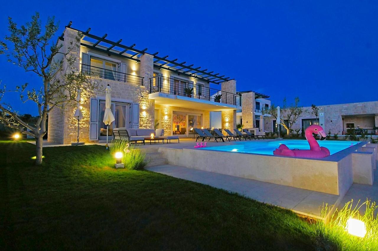 Villa Flamingo Kaštelir Εξωτερικό φωτογραφία